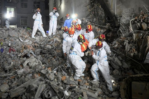 53 người thiệt mạng trong vụ sập nhà ở Trung Quốc