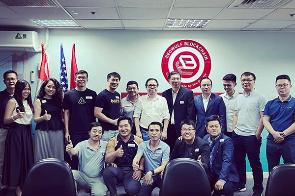 Tech talent gathers at the launching ceremony of Vietnam Blockchain Alliance