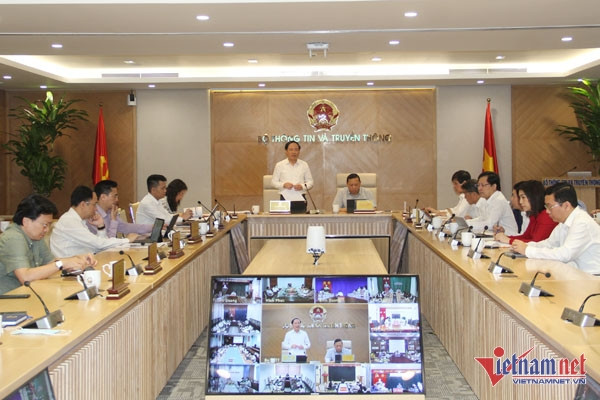 Promote the transfer of part of the work of the one-stop shop to Vietnam Post
