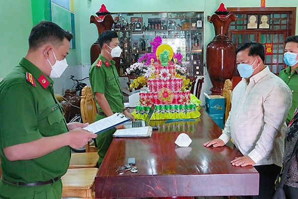 Bắt giam nguyên Trưởng phòng CSGT đường bộ Công an An Giang