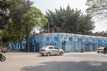 Bí thư Hà Nội: Tạm dừng xây cao ốc trên 'đất vàng' cạnh quảng trường Ba Đình