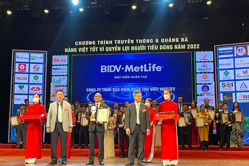 BIDV MetLife được vinh danh Top 10 thương hiệu vàng Việt Nam 2022