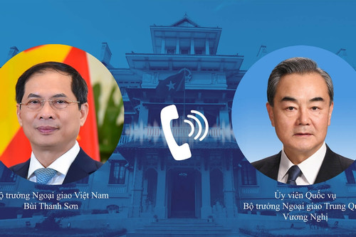 Bộ trưởng Ngoại giao hai nước Việt Nam - Trung Quốc điện đàm