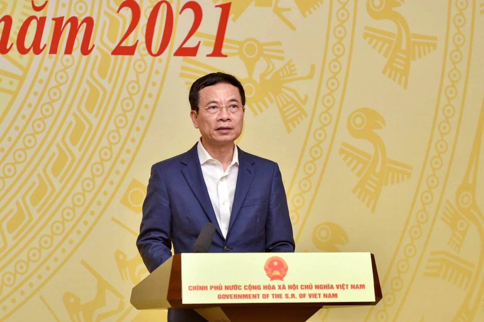 Bộ trưởng Nguyễn Mạnh Hùng phát biểu tại phiên họp lần thứ nhất của UBQG về chuyển đổi số