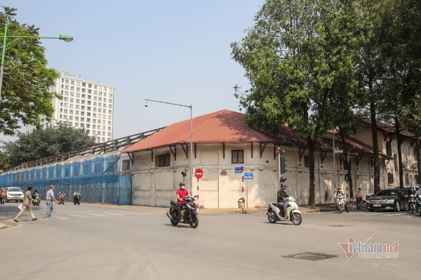 Bộ Xây dựng yêu cầu rà soát cao ốc 11 tầng gần quảng trường Ba Đình