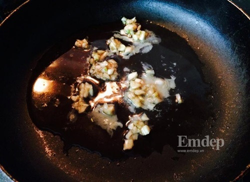 {cách nấu mực xào dứa}