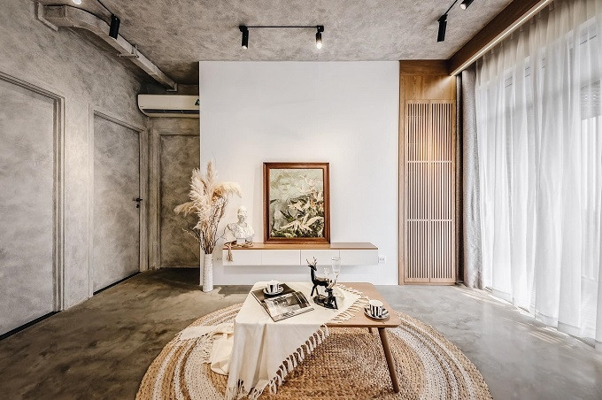Grinded concrete apartment, designed even a play space for pets