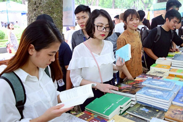 Cần nỗ lực xây dựng văn hóa đọc cho giới trẻ Việt Nam