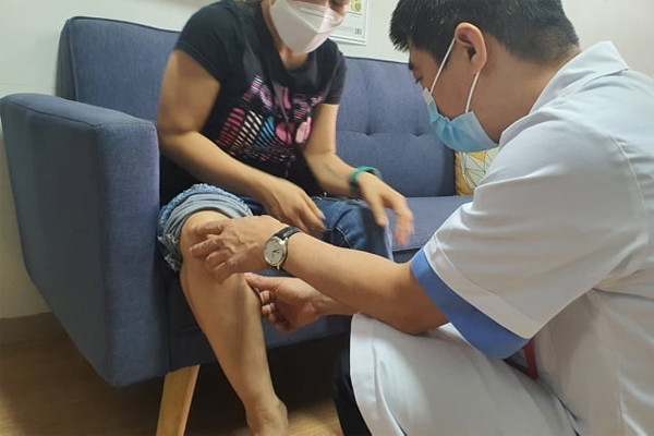 Chi 60 triệu tiêm filler làm thẳng chân, người phụ nữ Hà Nội bị biến chứng nặng