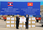 Việt-Lào 'hạt muối cắn đôi, cọng rau bẻ nửa' trong đại dịch Covid-19