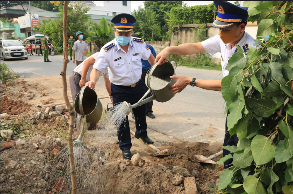 Chương trình “Cảnh sát biển với đồng bào dân tộc, tôn giáo” tại huyện Thanh Oai