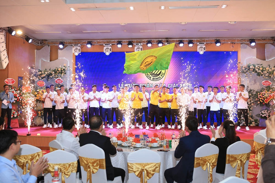 CLB Hòa Bình đặt mục tiêu thăng hạng Nhất