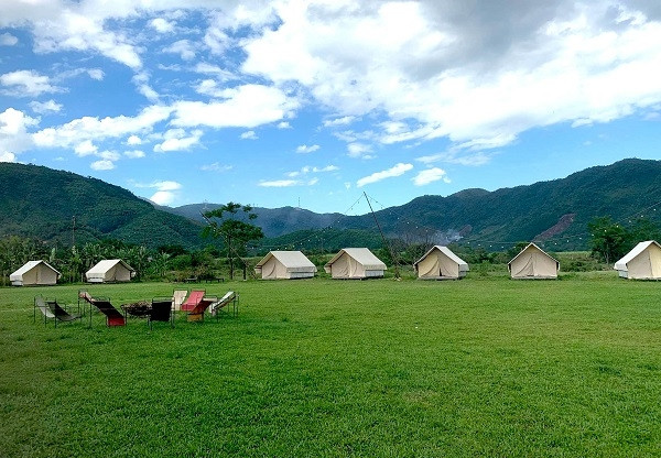 Da Nang presents a series of illegal eco-tourism sites in mountainous communes
