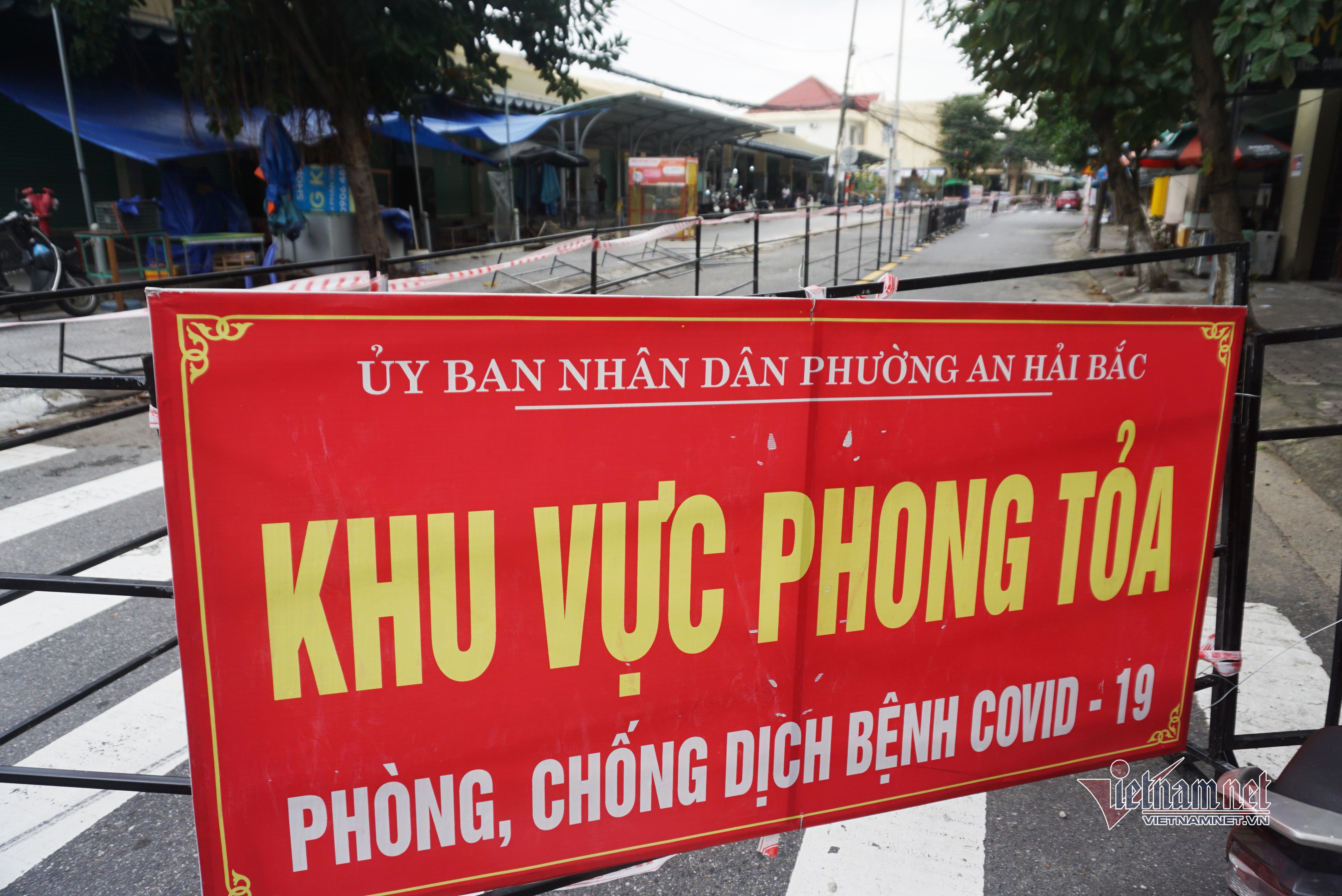 F0 tăng cao, chợ đóng cửa, hơn 200 điểm phong tỏa cứng ở Đà Nẵng