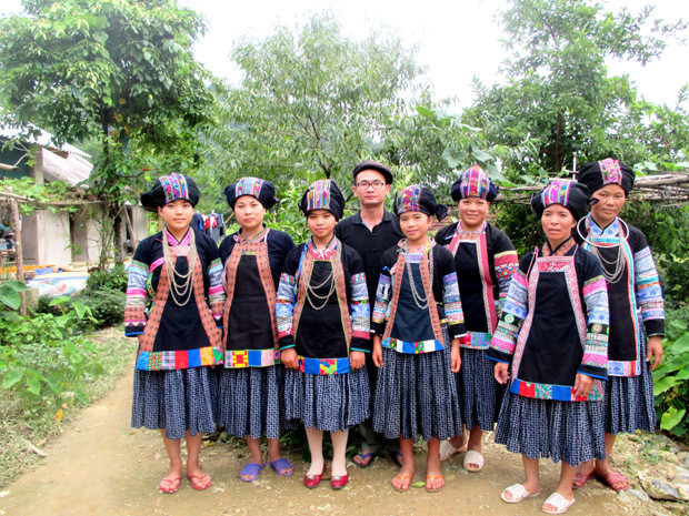 Đại gia đình 54 dân tộc Việt Nam: Dân tộc Bố Y