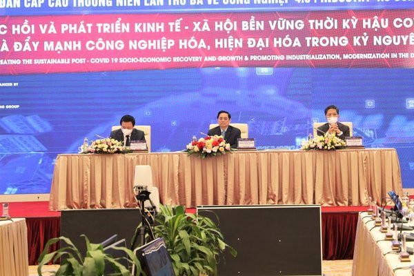 Phục hồi kinh tế, công nghiệp hóa - hiện đại hóa trước thách thức mới