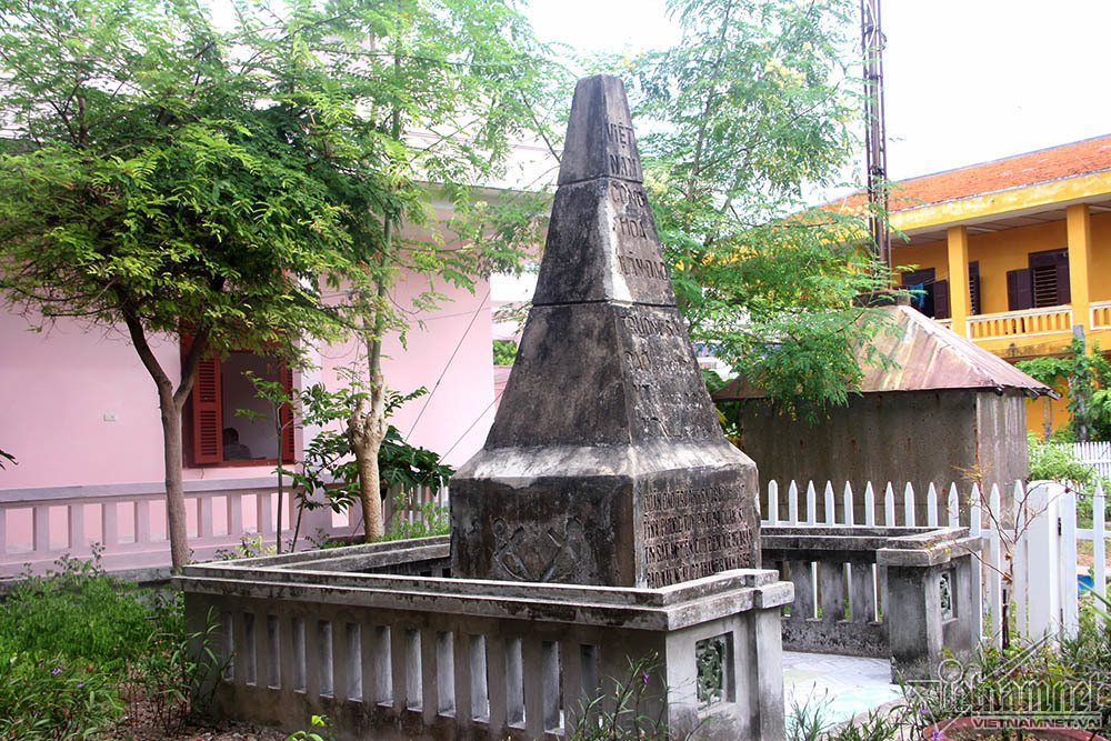 Bia chủ quyền lâu năm nhất ở Trường Sa