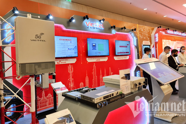 Chuyển đổi số phải hướng tới người dân, doanh nghiệp