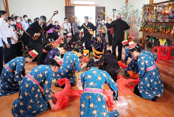 Khám phá đời sống tâm linh của đồng bào Thái trắng