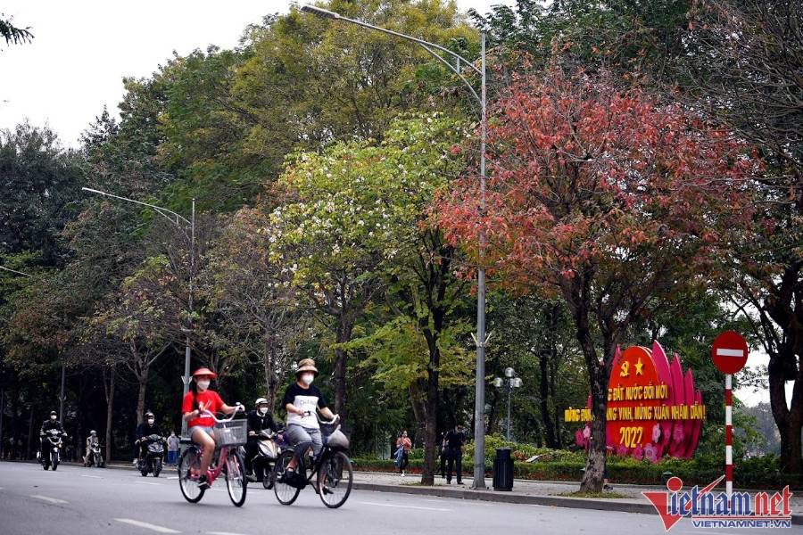 Dự báo thời tiết 4/5: Hà Nội nắng dịu, TP.HCM dễ có mưa to vào chiều tối