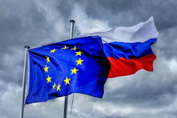 EU trừng phạt hai con gái của ông Putin, đẩy nhanh quá trình kết nạp Ukraine