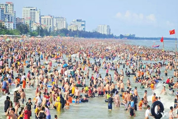 Gần 900 nghìn du khách đến Thanh Hóa trong 2 ngày nghỉ lễ, gấp đôi dự kiến