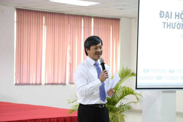 Giá cổ phiếu xuống, các vị tính sao? - Ảnh 4.