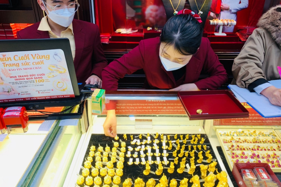 Giá vàng hôm nay 13/4: Mỹ gặp điều tồi tệ chưa từng có, vàng tăng dựng đứng