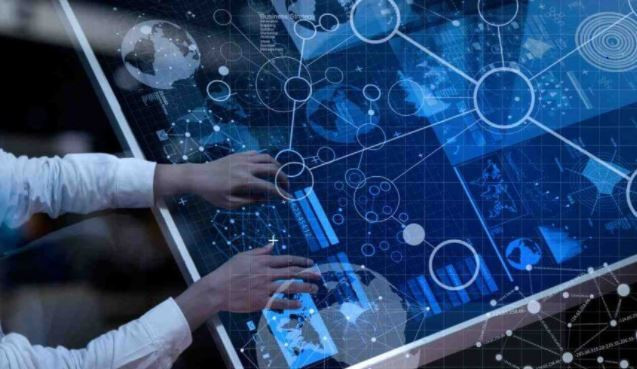 Bộ TT&TT chủ trì đào tạo 10.000 cán bộ chuyển đổi số