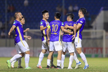 Hà Nội FC ngược dòng khó tin trận chia tay Quang Hải