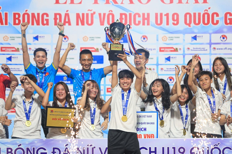 Hà Nội lên ngôi vô địch bóng đá nữ U19 quốc gia 2022