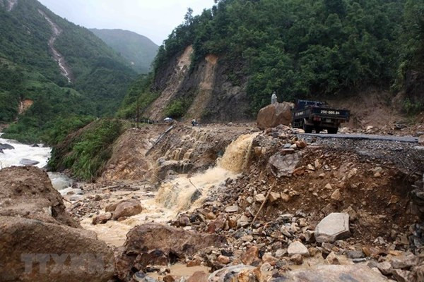 Hợp tác để cùng nhau giải quyết các rủi ro về khí hậu, sinh học và thiên tai