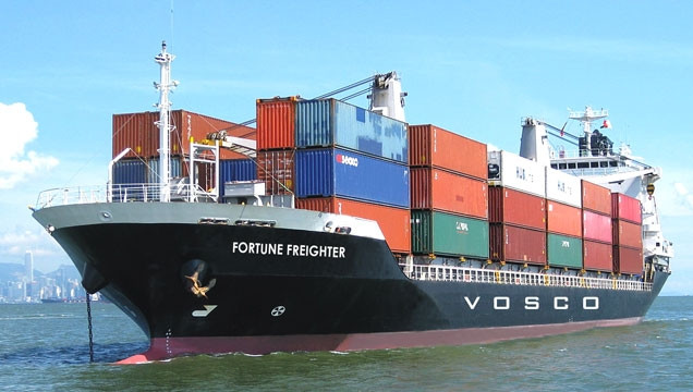 How does the Russia-Ukraine conflict affect Vietnam's maritime industry?