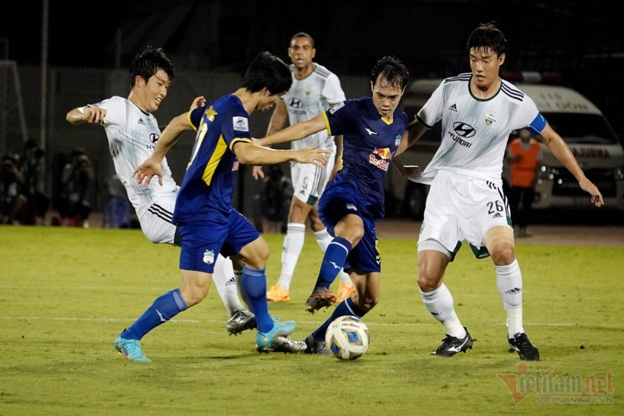 Kết quả bóng đá hôm nay 25/4: HAGL cầm hòa Jeonbuk