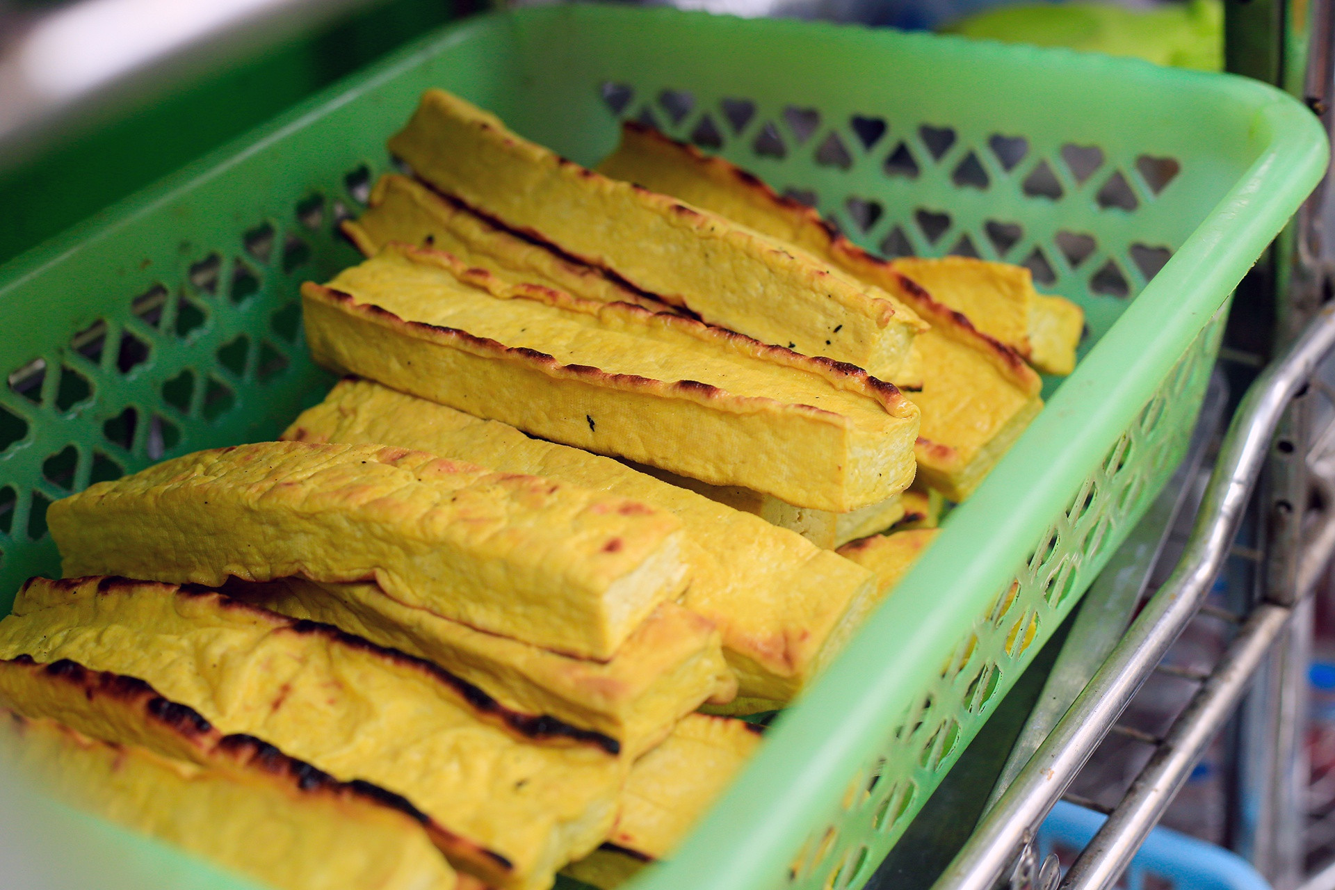 hang sua do hut khach Ha Noi anh 10