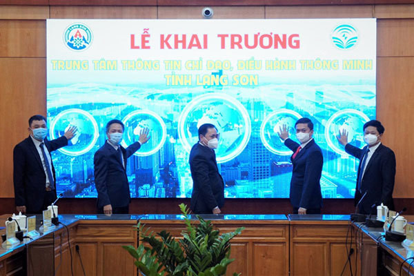Khai trương Trung tâm thông tin chỉ đạo, điều hành của UBND tỉnh Lạng Sơn