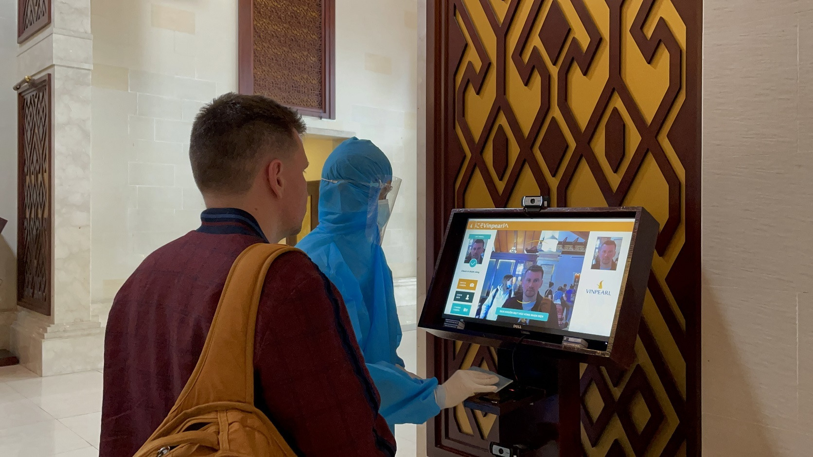 Đón đoàn khách Nga đầu tiên quay trở lại Việt Nam