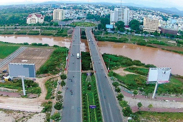 Kon Tum: Đảm bảo di chuyển, lưu thông thuận lợi từ vùng xanh, vùng vàng về địa bàn tỉnh