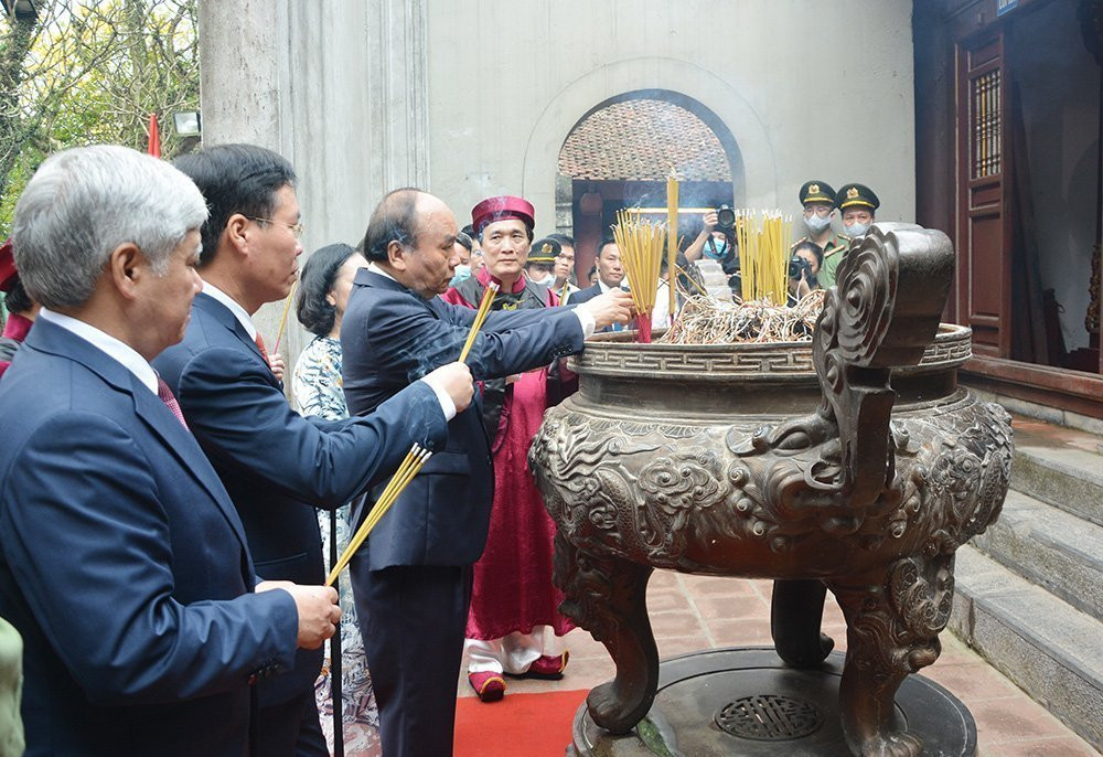 Lễ dâng hương tưởng niệm các Vua Hùng được tổ chức trọng thể