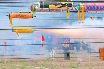 Lễ hội phóng tên lửa tự chế độc đáo ở Thái Lan