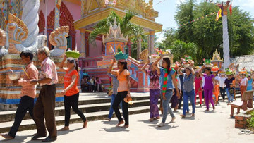 Lễ Sen Dolta: Đạo lý uống nước nhớ nguồn của người Khmer