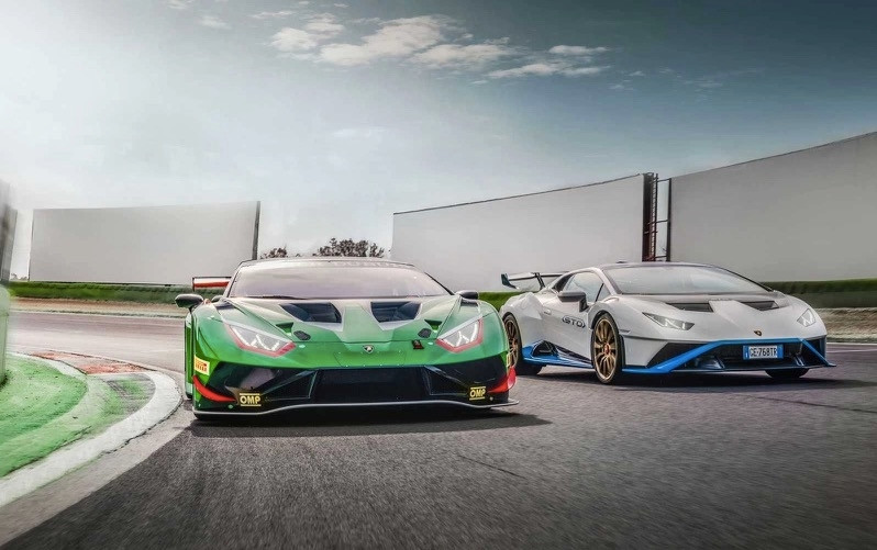 Lộ diện phiên bản xe đua mới của Lamborghini Huracán STO
