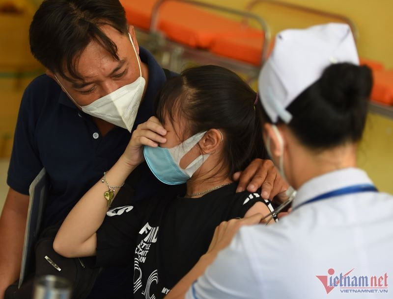 The reason more than 1,300 children in Ho Chi Minh City postponed their Covid-19 vaccine on the first day
