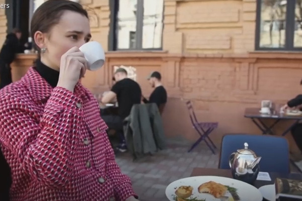 Nga rút quân, người dân Kiev cố trở lại nhịp sống bình thường trong tâm lý 