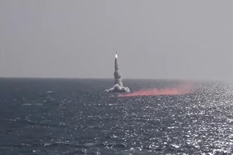 Nga thử tên lửa từ tàu ngầm ở biển Nhật Bản, Tokyo bày tỏ lo ngại