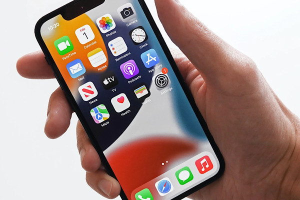 iPhone nên ‘hào phóng’ điều này hơn với người dùng