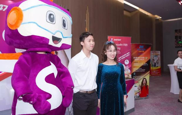 Chị mẹ quyền lực của hội thiếu gia, tiểu thư đình đám: Ai cũng có đế chế riêng, nhan sắc lẫn thần thái đều hơn người - Ảnh 8.