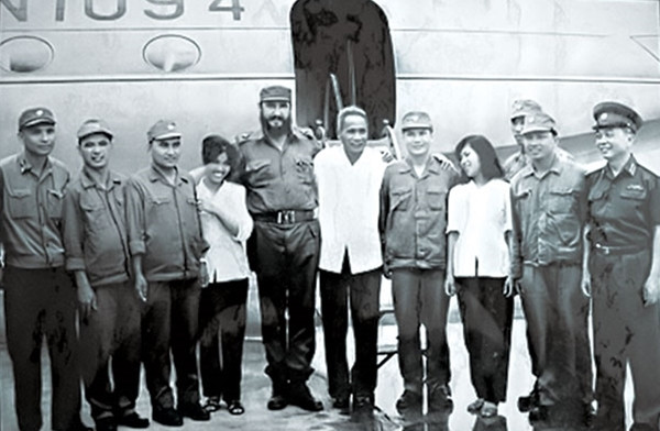 Người lái chuyên cơ đưa Fidel Castro thăm vùng giải phóng miền Nam