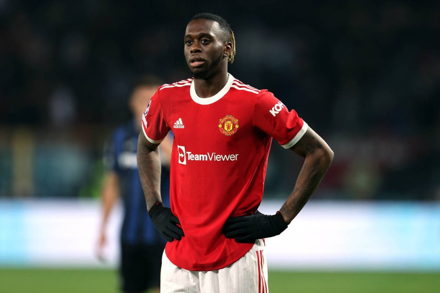 Patrick Vieira giải cứu Wan-Bissaka khỏi MU