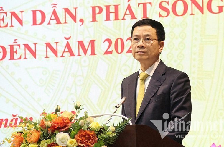 Phát biểu của Bộ trưởng Nguyễn Mạnh Hùng tại tổng kết Đề án số hoá truyền hình